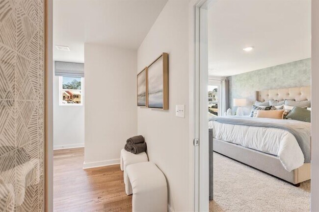 Building Photo - 1705 Harper Lily Ln