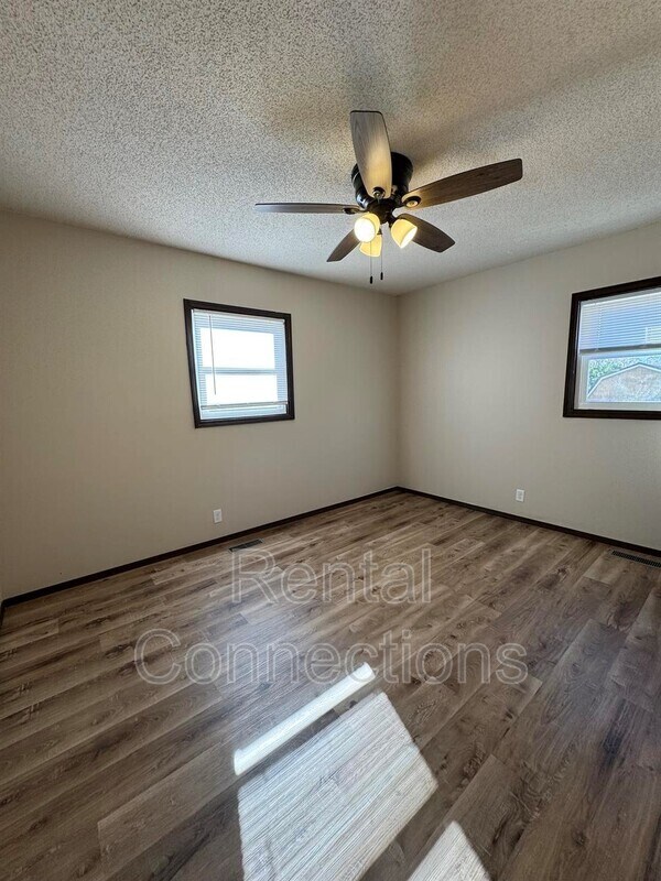 Building Photo - 712 N Madison St