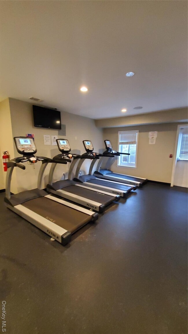 Building Photo - 11 Laramie Ct