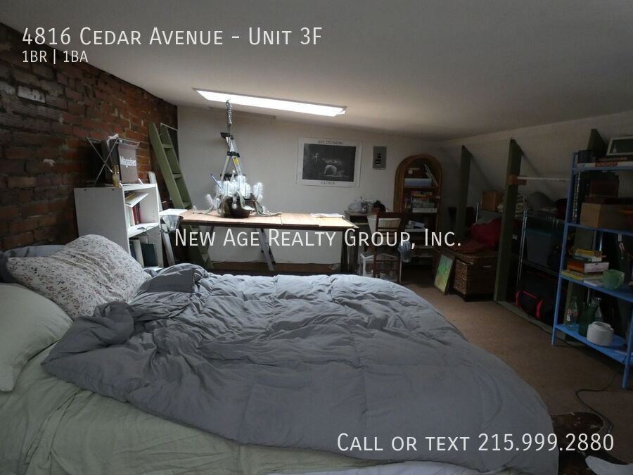 Building Photo - 4816 Cedar Ave