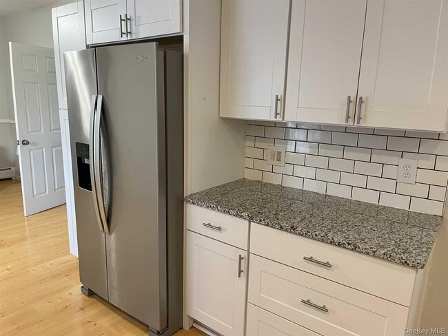 Building Photo - 8 James St