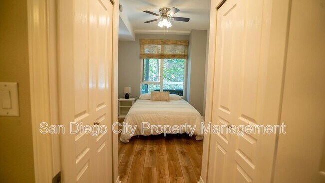 Building Photo - 300 W Beech St