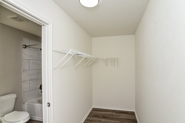 Building Photo - 13319 Partridge Hill