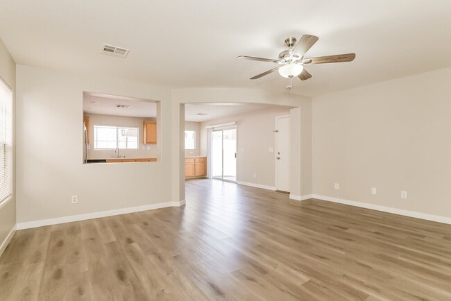 Building Photo - 6192 Windmill Island Ave