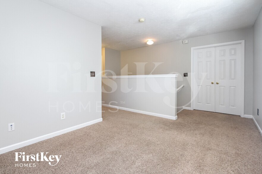 Building Photo - 2331 Salem Park Ct