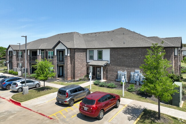 Primary - Hill Court Villas