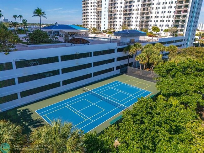 Building Photo - 1201 S Ocean Dr