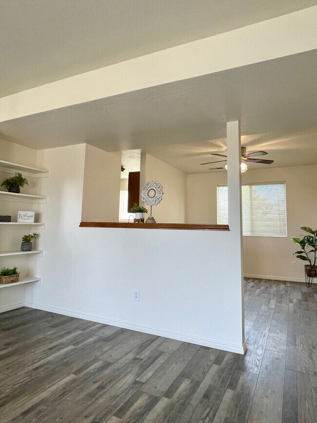 Building Photo - 1516 4000 W