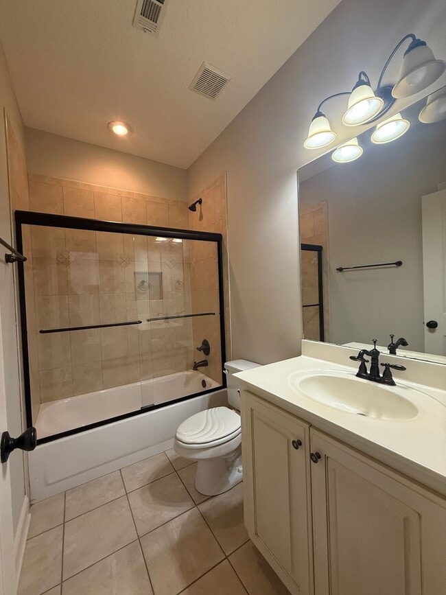 Building Photo - 131 Gallery Way