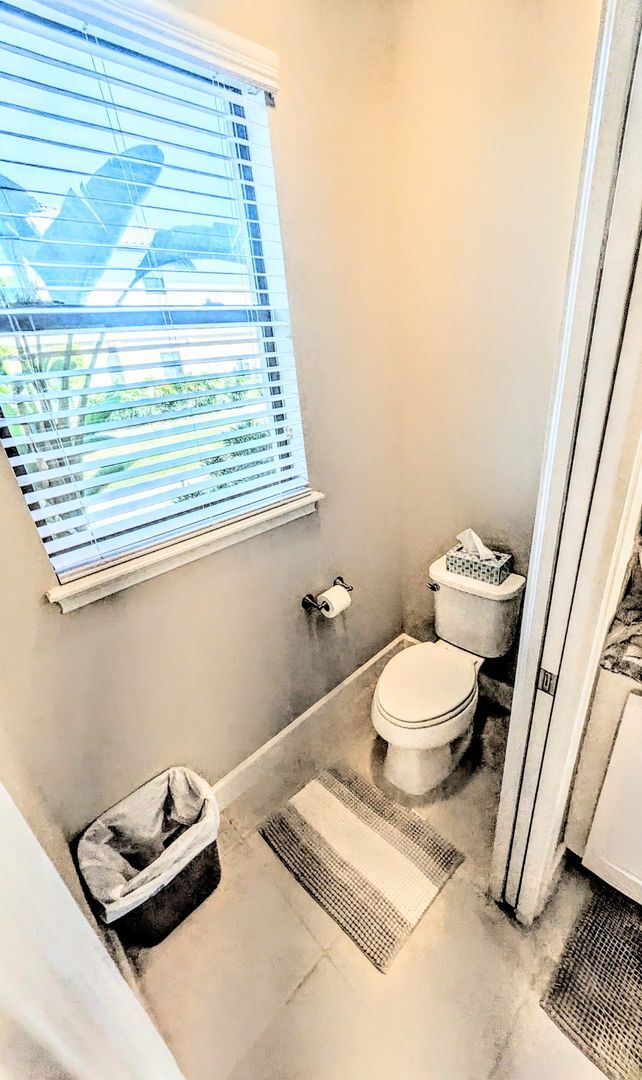 Building Photo - Seasonal/short term turnkey furnished Incredible 2/2 with den ground floor condo in resort Esplan...