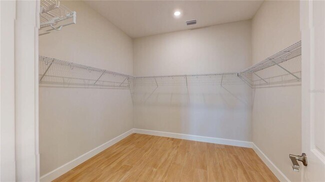 Building Photo - 16419 Isola Pl