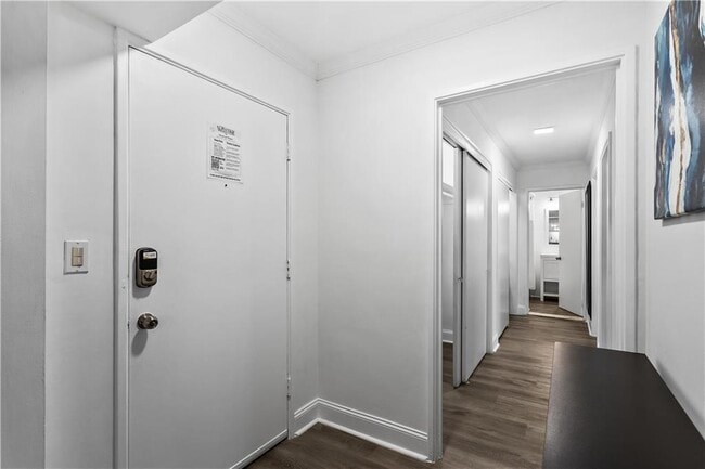 Building Photo - 3645 Peachtree Rd NE