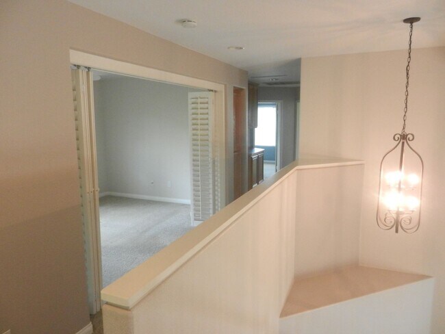 Building Photo - 3211 Rancho Quartillo