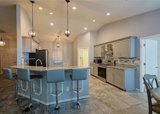 Building Photo - Private Screen in Pool Home 3/2 in Kingsland Country Estates