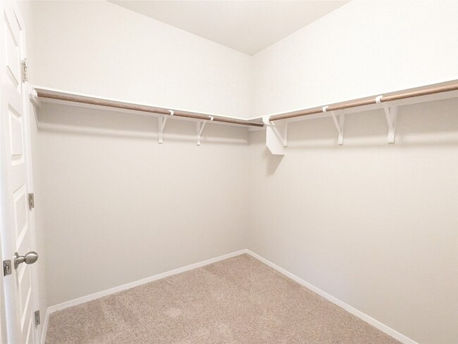 Building Photo - 1305 Goforth Rd