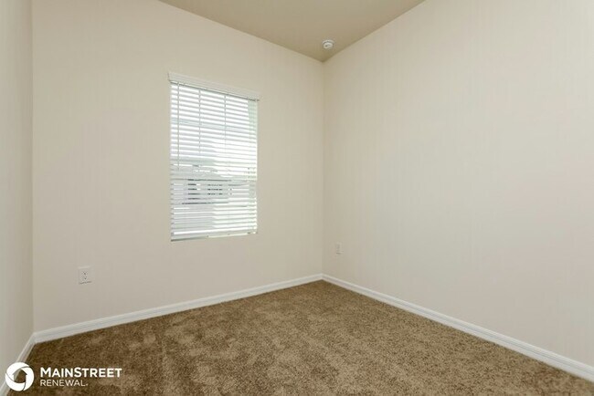 Building Photo - 3013 Neverland Dr