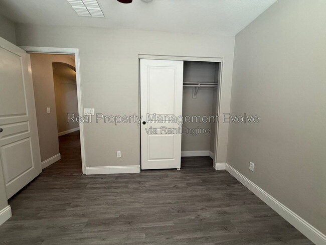 Building Photo - 3538 East Anika Drive