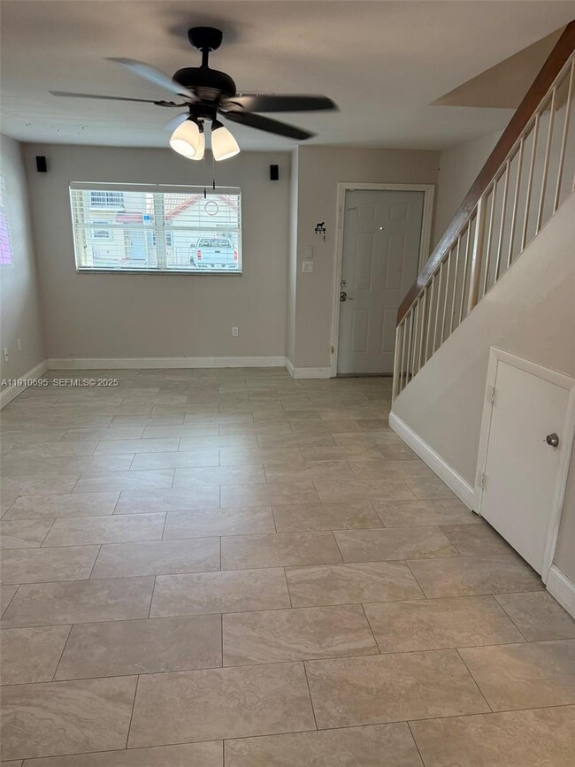 Building Photo - 6250 SW 130th Ave