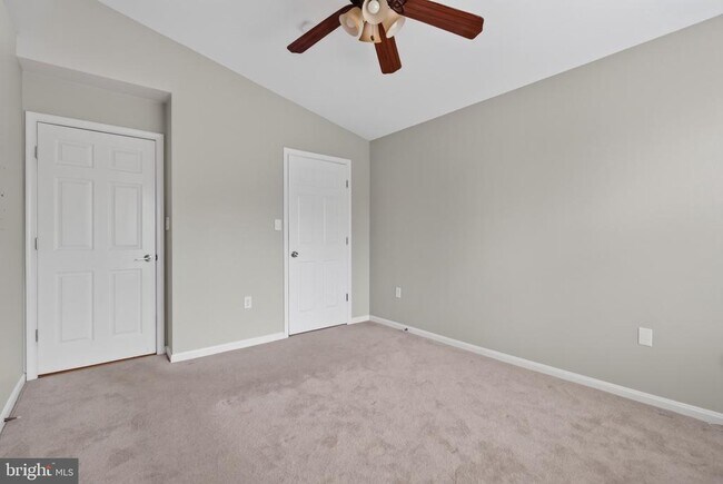Building Photo - 12825 Fair Briar Ln