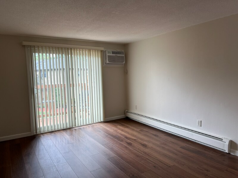 Building Photo - 1 Lancelot Court