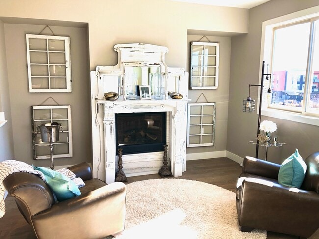 Building Photo - 1007 Leonard Ln