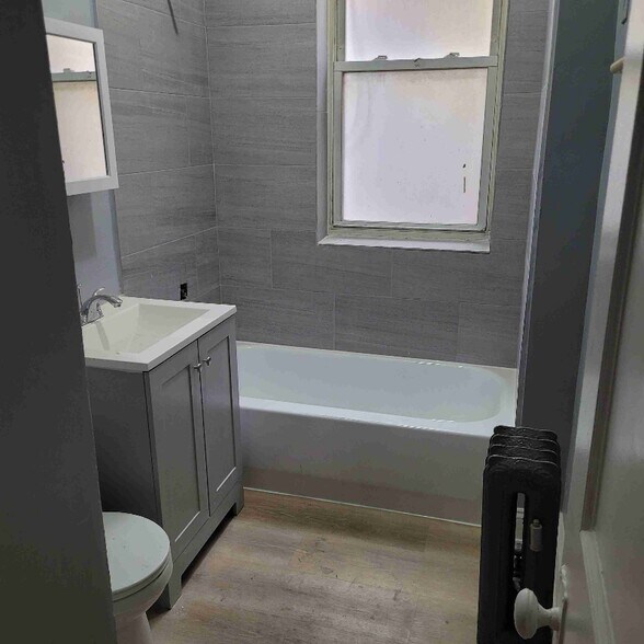 Building Photo - 4541 S Calumet Ave