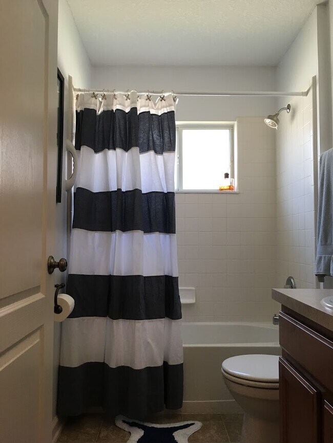 Building Photo - 32408 Grand Parke Blvd