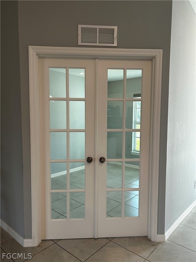 Building Photo - 1011 NW 22nd Terrace