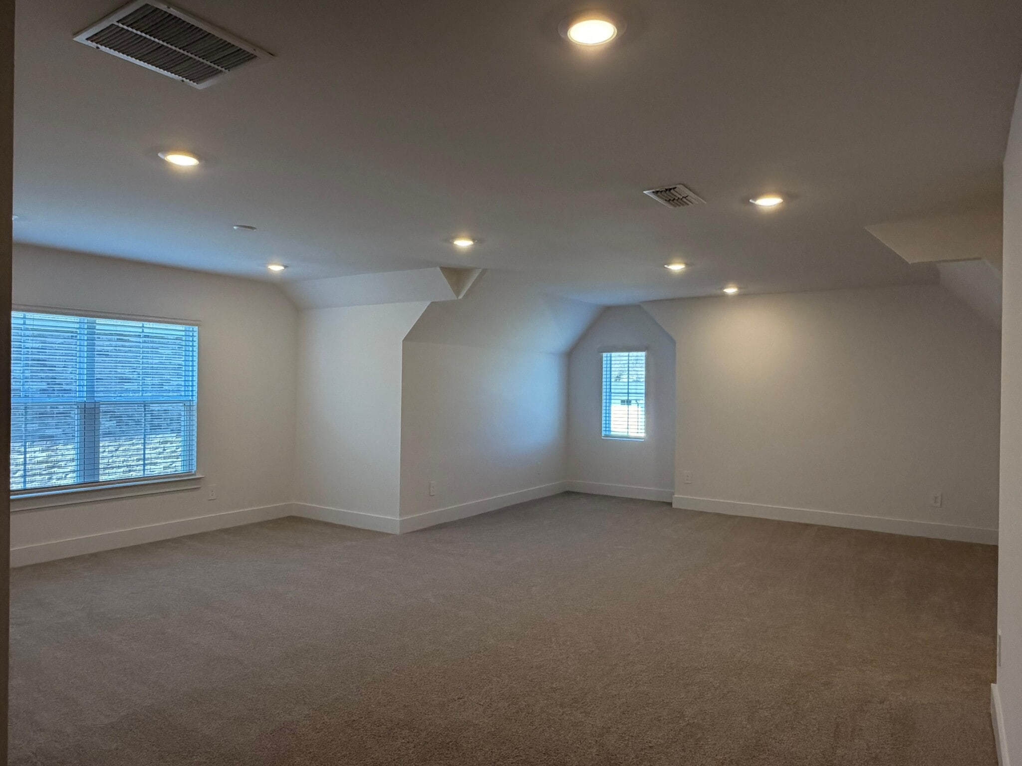 Huge Loft Upstairs - 4305 Ashland City Hwy