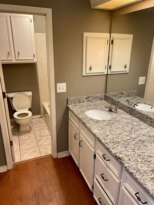 Building Photo - 3/2 For Rent in Madison