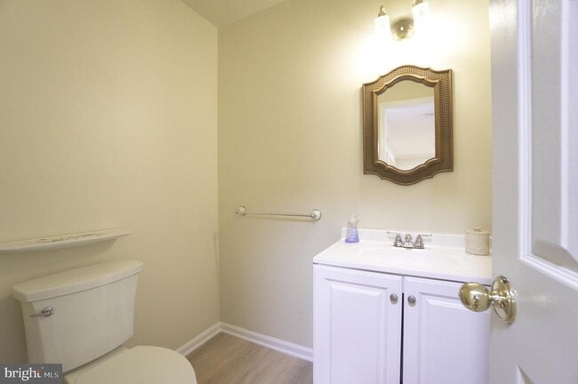 Building Photo - 1379 Gwynedale Way