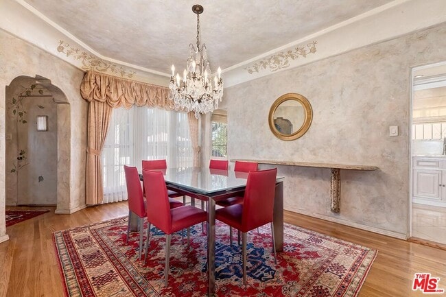 Building Photo - 1511 Pandora Ave