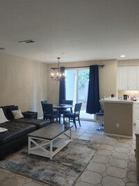 Building Photo - 103 Trilogy St