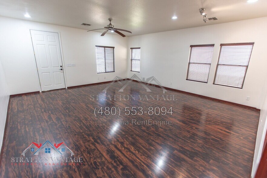 Building Photo - 21113 E Stonecrest Dr