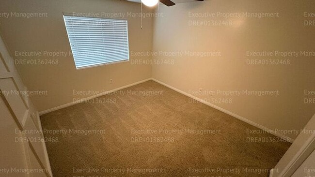 Building Photo - Spacious 4 bedroom 2 bathroom home located in the Ashton Falls community *Move In Special*