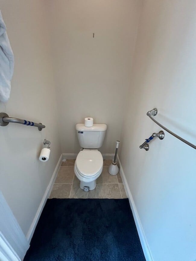 Building Photo - Welcome to Elegant Living in the Charming Porters Neck Plantation Community!