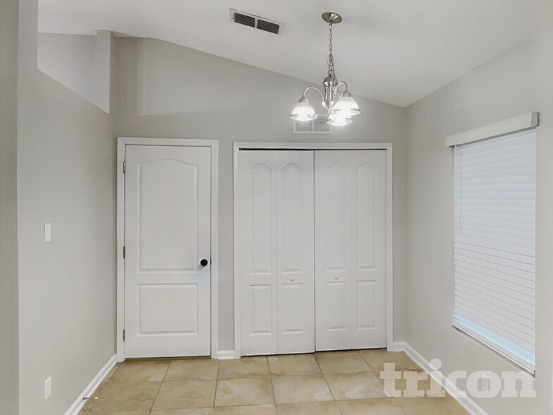 Building Photo - 16184 Kayla Cove Ct