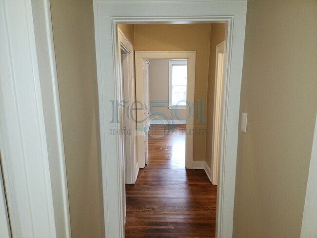 Building Photo - **Coming Soon** Addorable Newly Updated 3 Bedroom 2 Bathroom Hillcrest Cottage Minutes From UAMS!!!