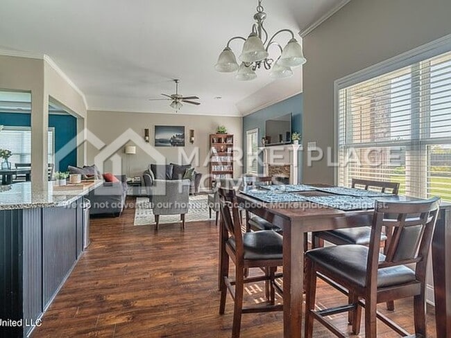 Building Photo - 8295 Blue Ridge Dr