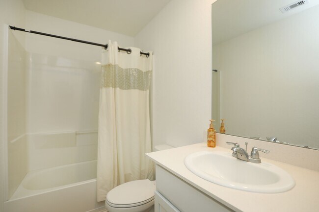 Building Photo - 2741 Cadiz Bay Dr