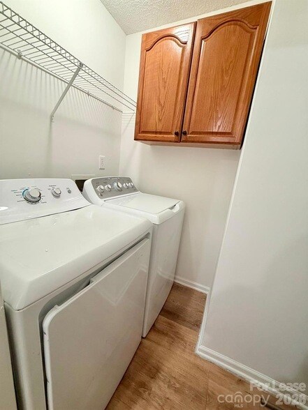Building Photo - 15536 Asterwind Ct