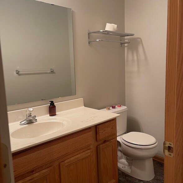 Building Photo - 5420 Fawn Meadow Curv SE