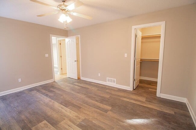 Building Photo - 1311 Raleigh Dr