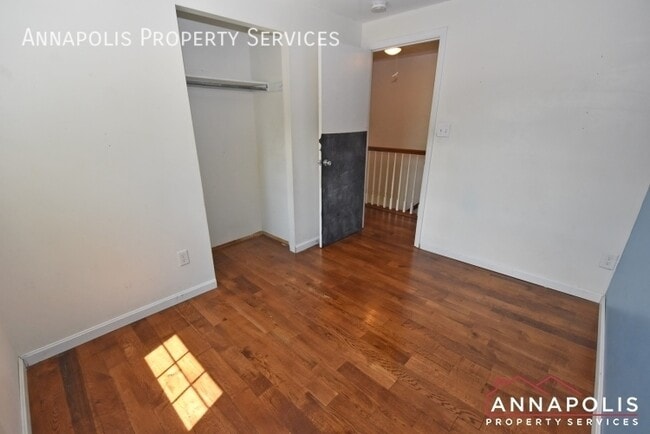 Building Photo - 1750 Aberdeen Cir