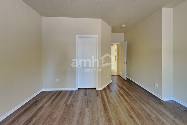 Building Photo - 2459 Belt Buckley Dr