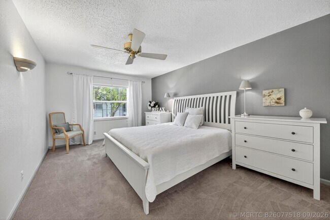 Building Photo - 6417 Bay Club Dr