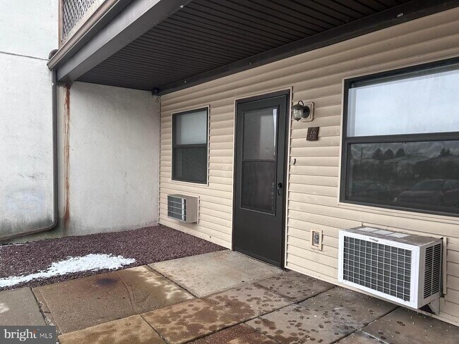 Building Photo - 1334-Y W Wyomissing Blvd