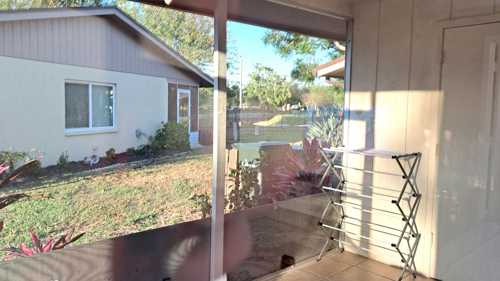 Building Photo - 4417 Tecumseh Trl