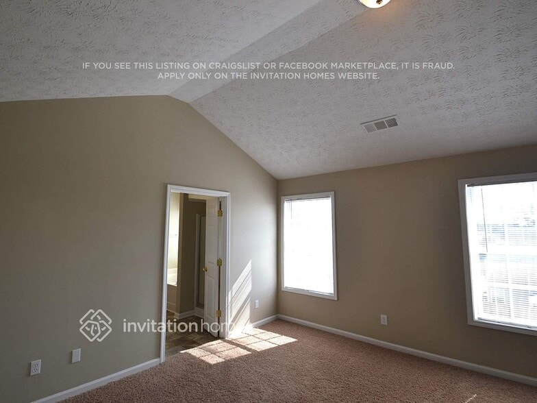Building Photo - 940 Clairidge Ln SW