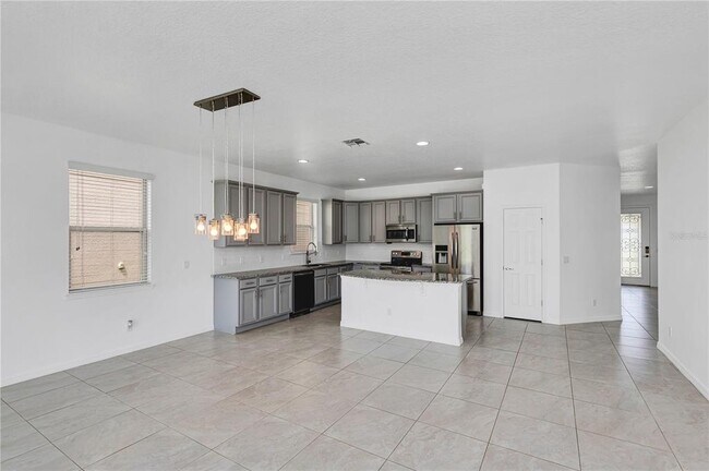 Building Photo - 2759 Mead Ave